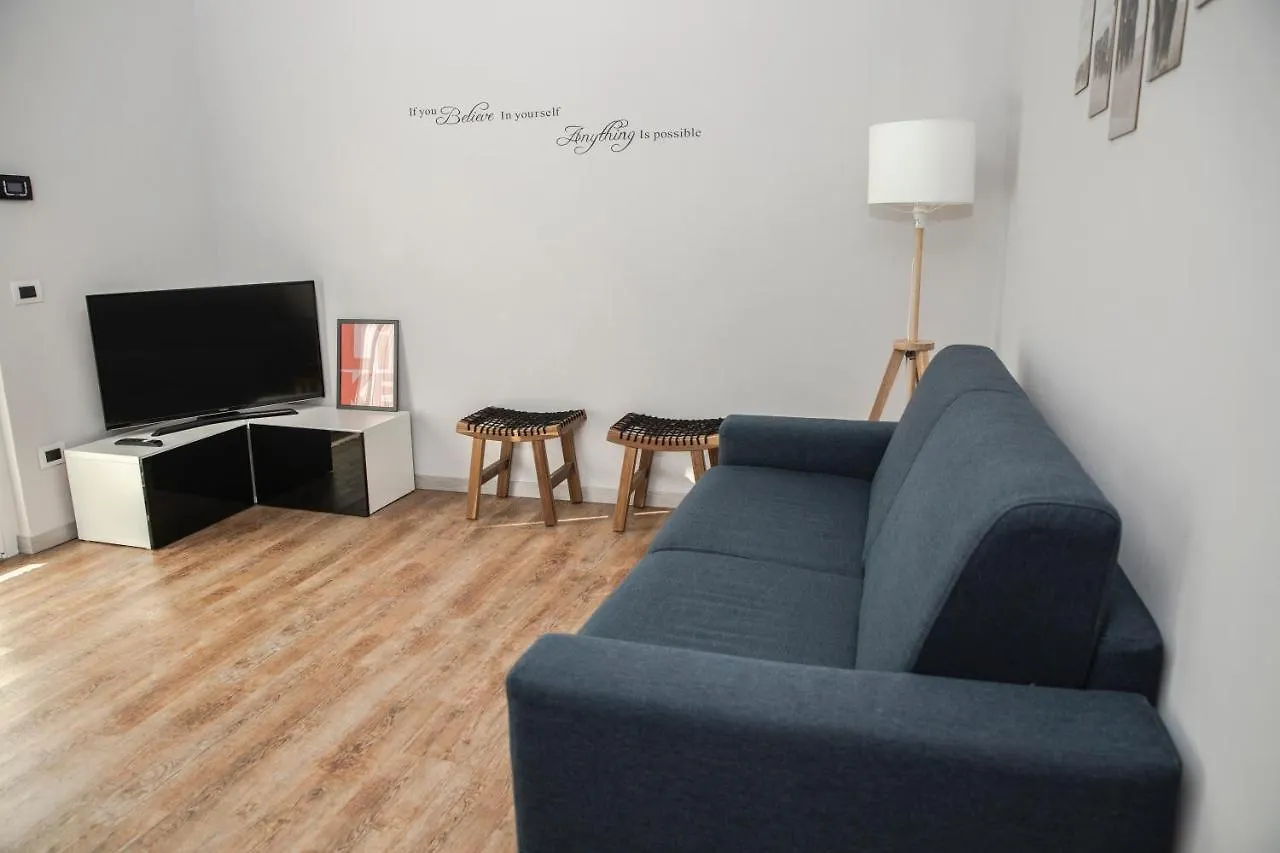 Otta House Garda Lake كاستلْنْيوفو ديل غارد
