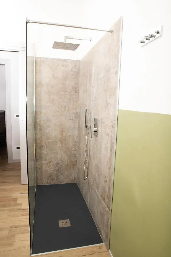 شقة Otta House Garda Lake كاستلْنْيوفو ديل غارد