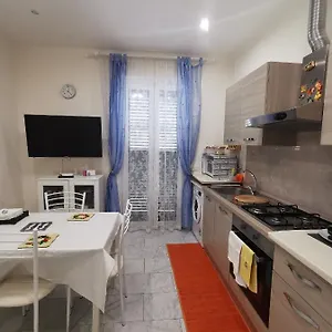 https://green-house-2018.it-romehotels.com