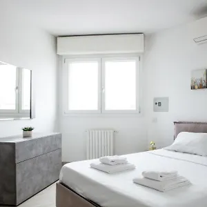 https://dehomes-luxury-navigli.it-lombardy.com