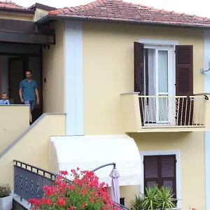 https://casa-maio.hotelitalianriviera.com